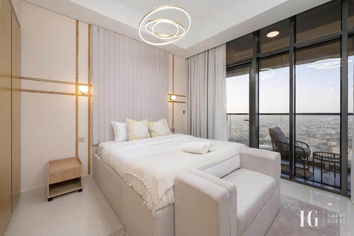 Sky-High Aykon City Studio Dubai Apartment